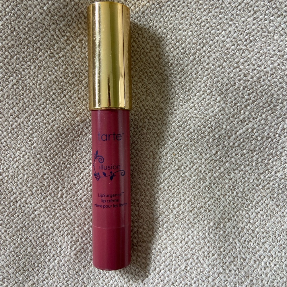 Tarte Lip crème. Color ILLUSION